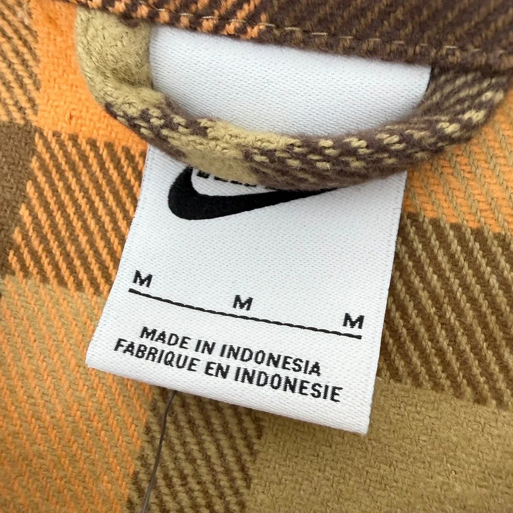Nike sportswear flannel